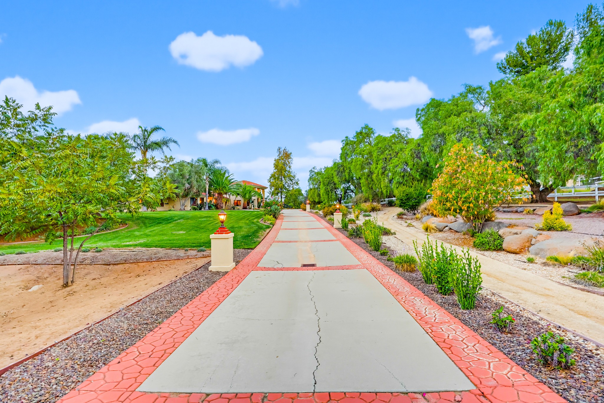 Virtual tour photo 61 of 123 for 2037 Via Trueno