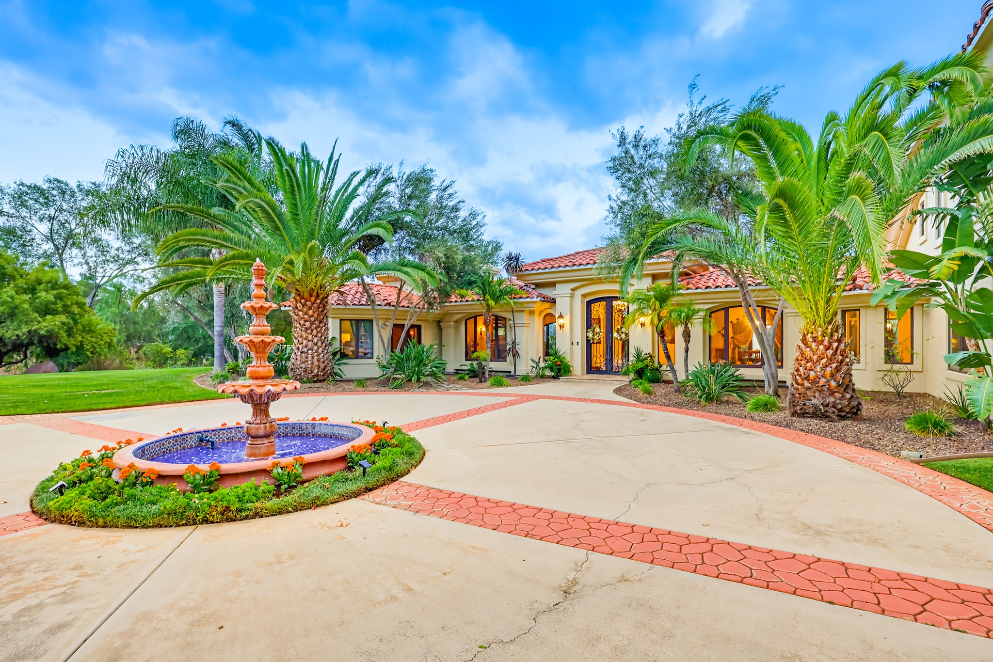 Virtual tour photo 70 of 123 for 2037 Via Trueno