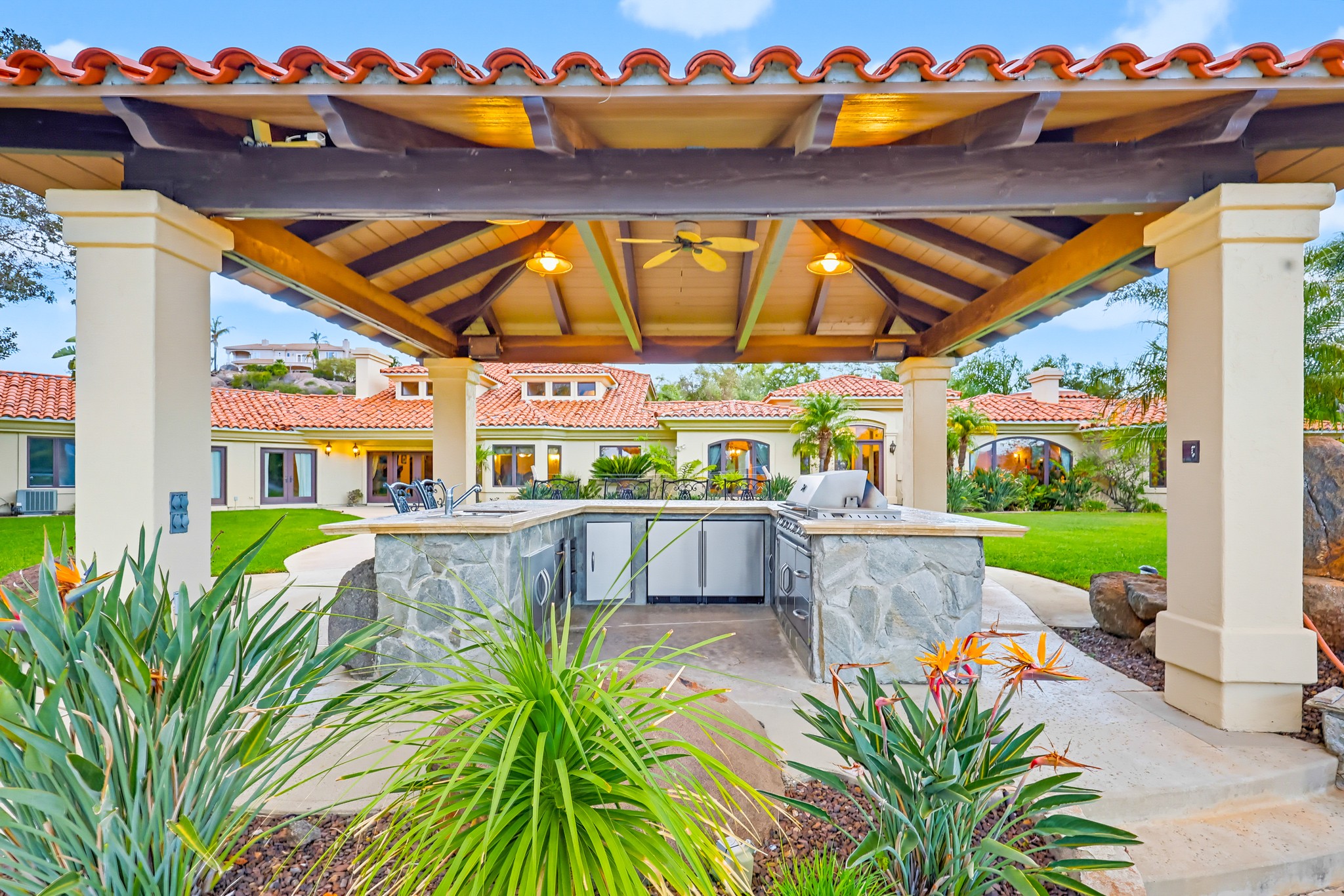 Virtual tour photo 100 of 123 for 2037 Via Trueno