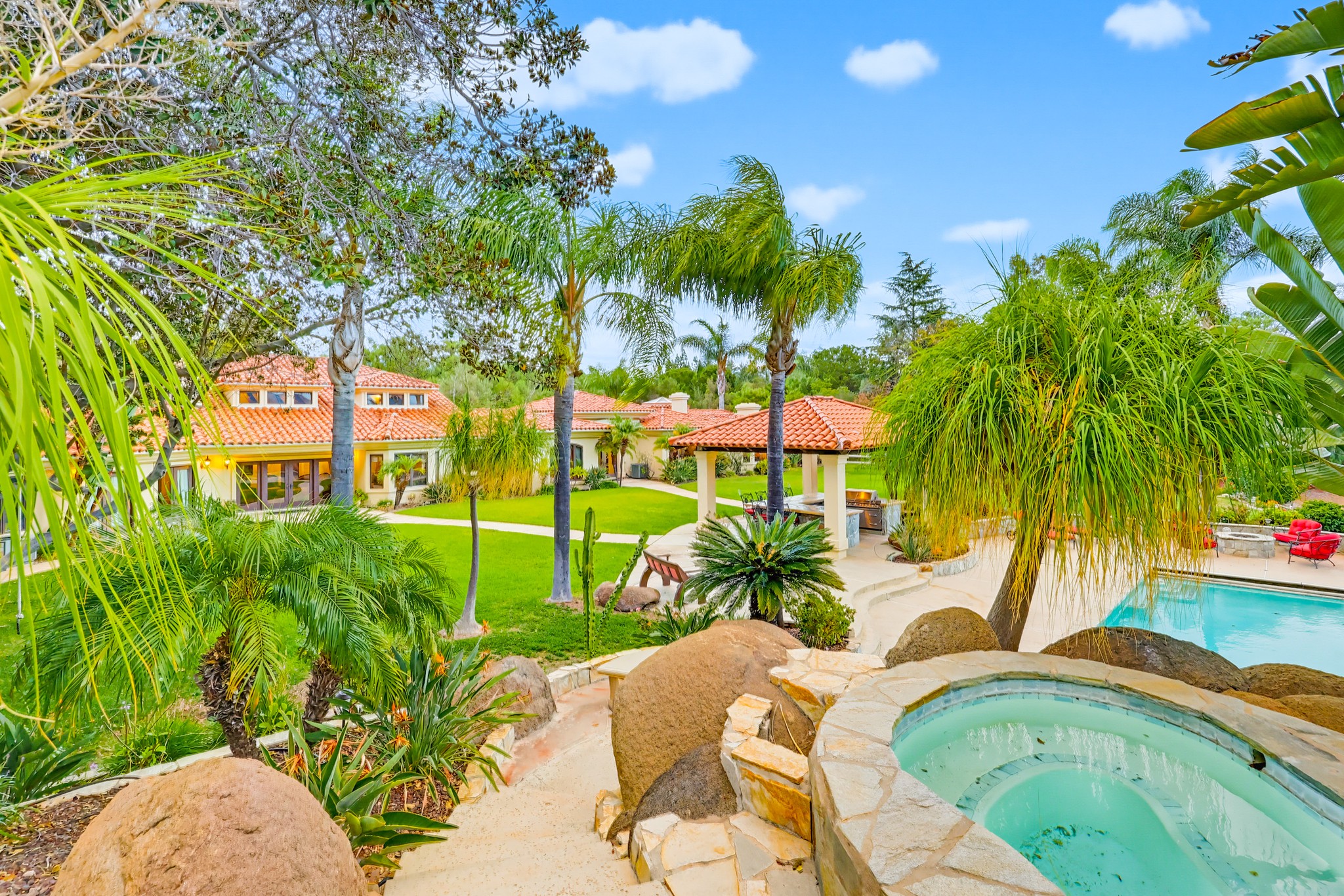 Virtual tour photo 105 of 123 for 2037 Via Trueno