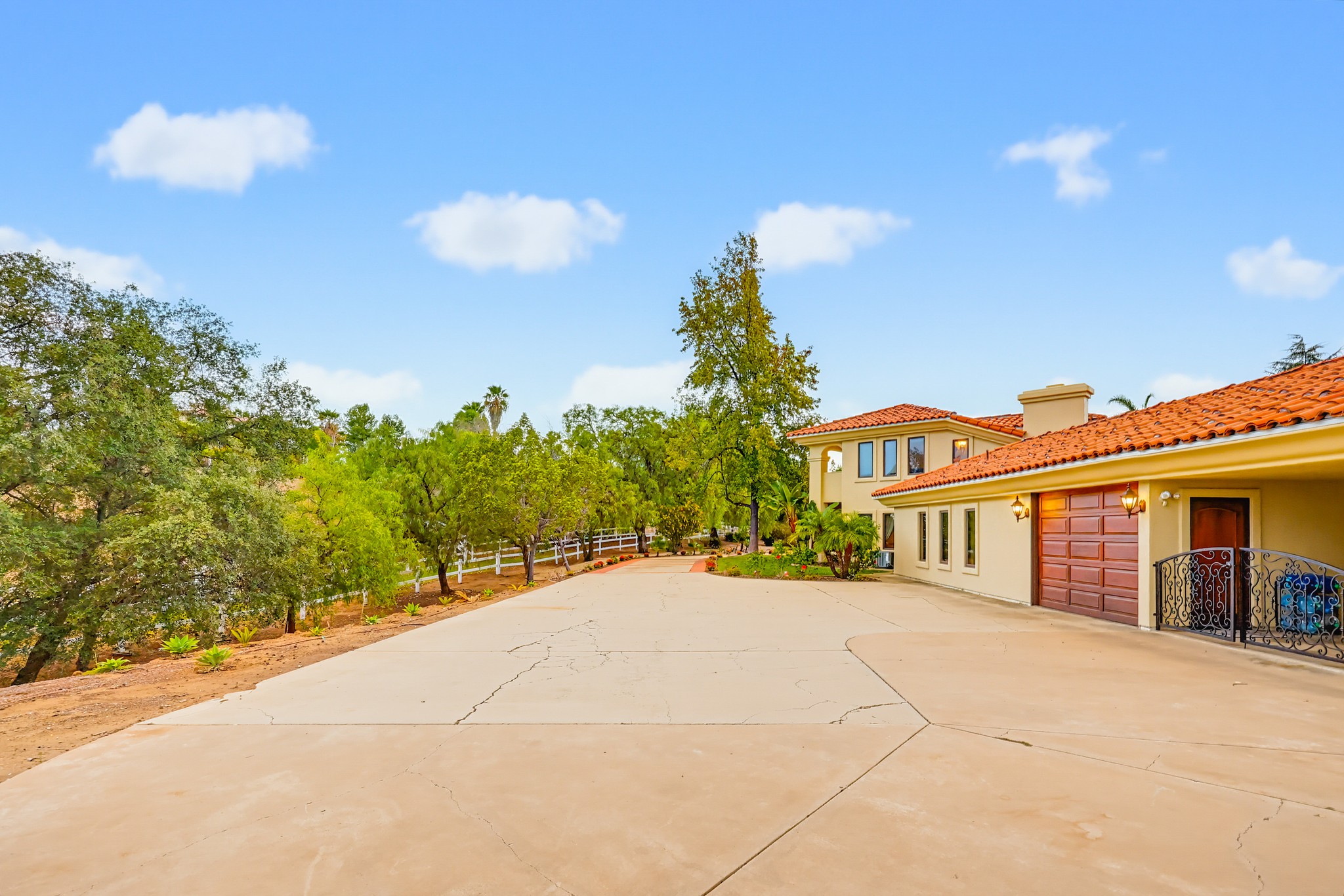 Virtual tour photo 121 of 123 for 2037 Via Trueno
