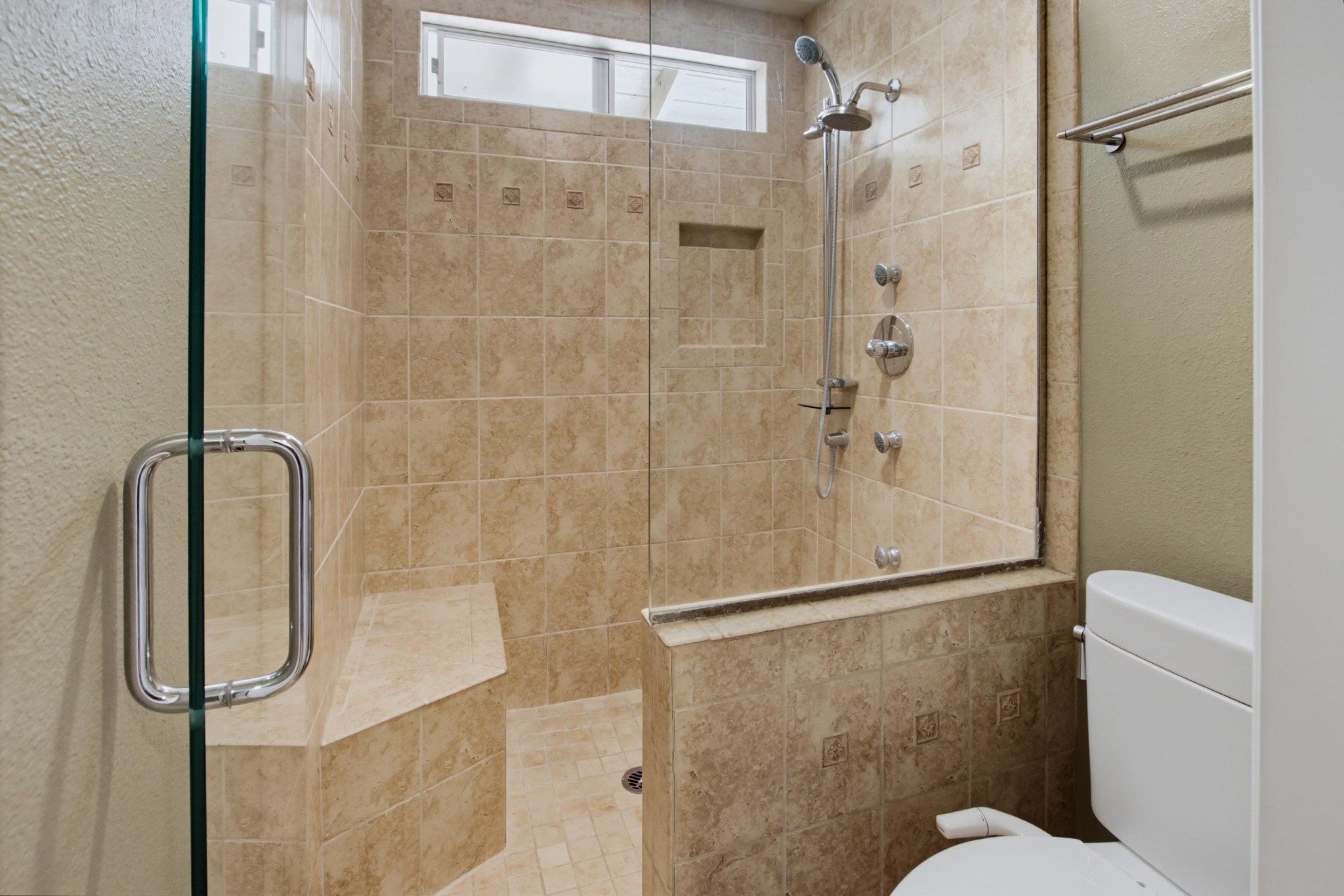 Virtual tour photo 45 of 73 for 2039 Lemon Ave