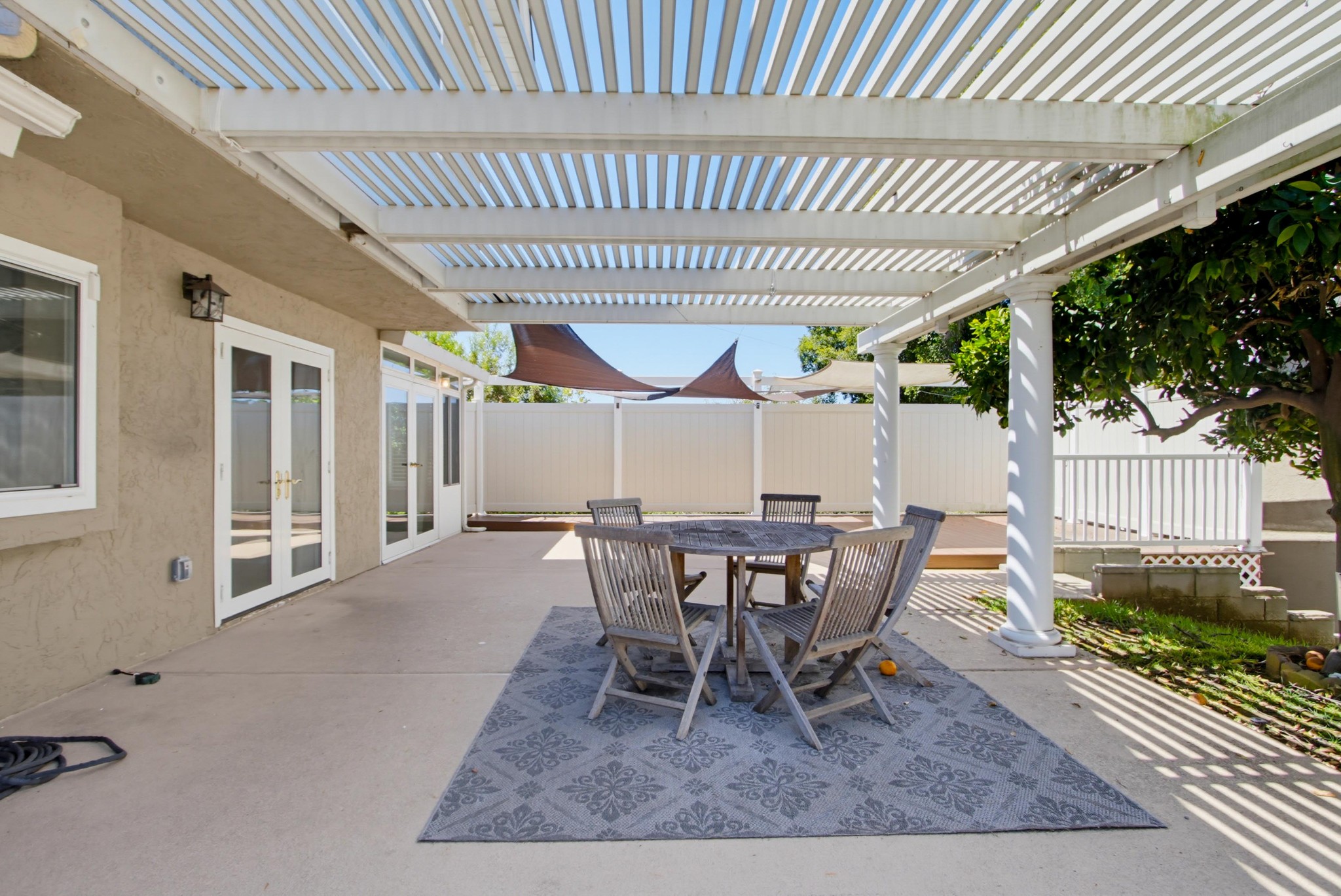 Virtual tour photo 55 of 73 for 2039 Lemon Ave