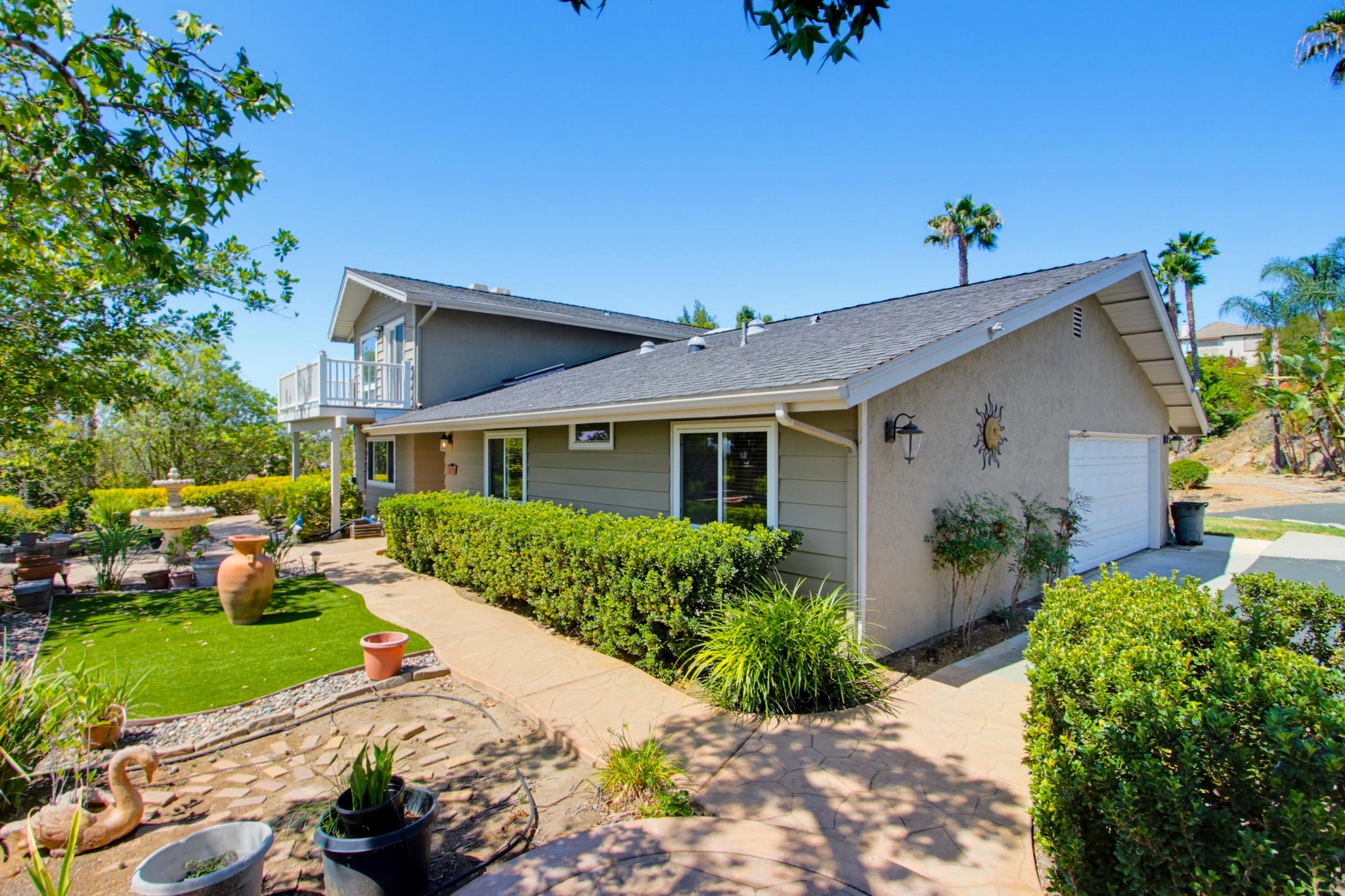 Virtual tour photo 69 of 73 for 2039 Lemon Ave