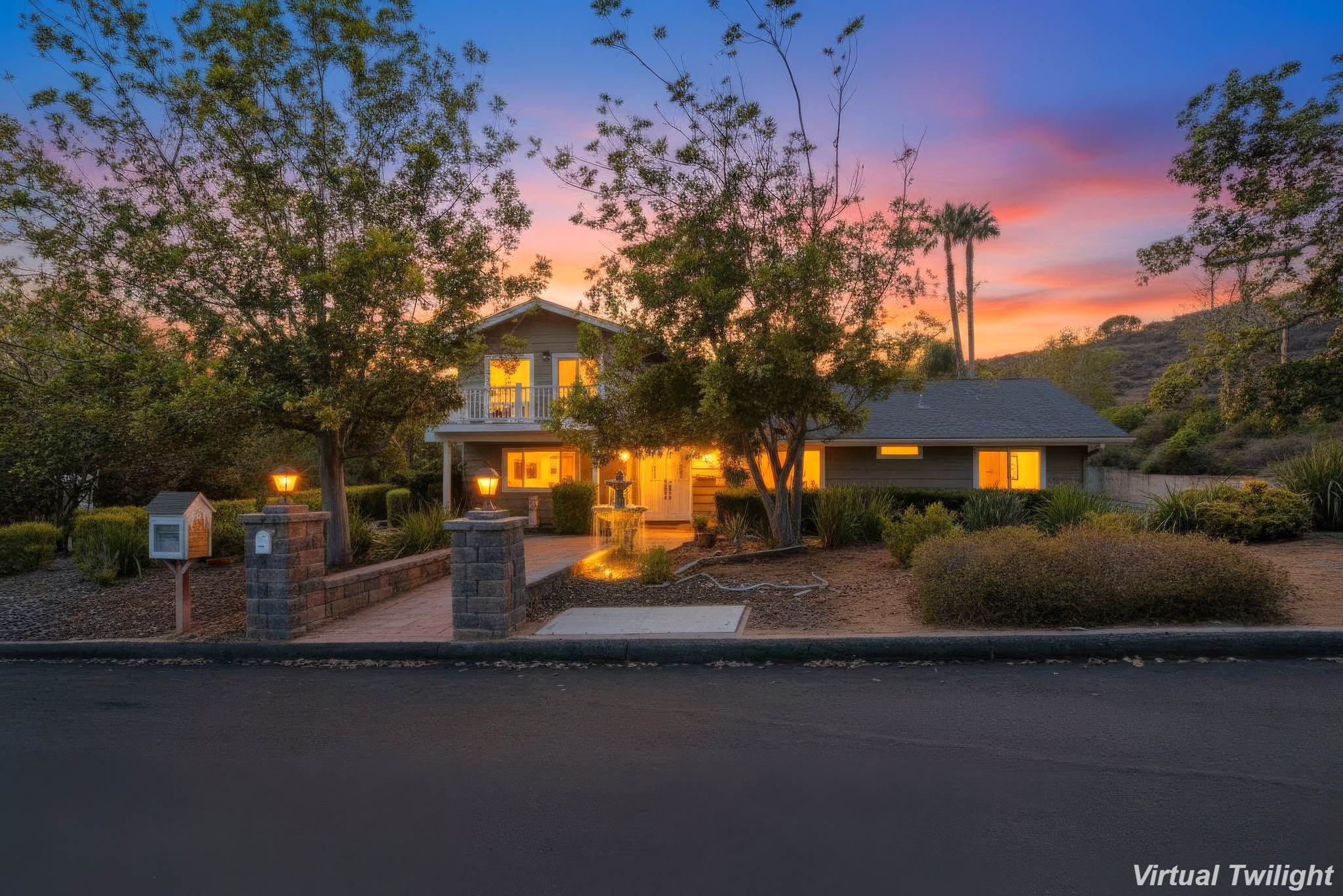 Virtual tour photo 74 of 73 for 2039 Lemon Ave
