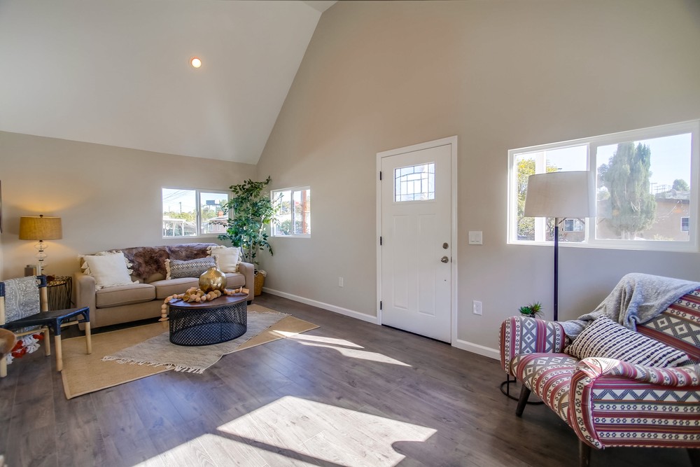 Virtual tour photo 15 of 47 for 204 S Gregory St