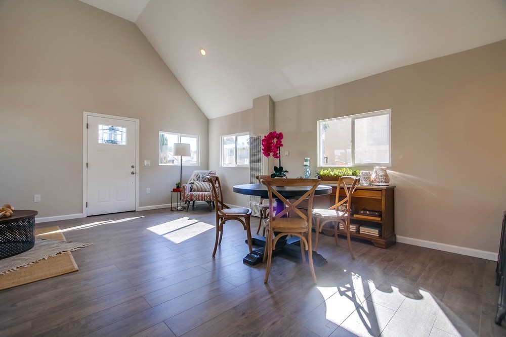 Virtual tour photo 17 of 47 for 204 S Gregory St