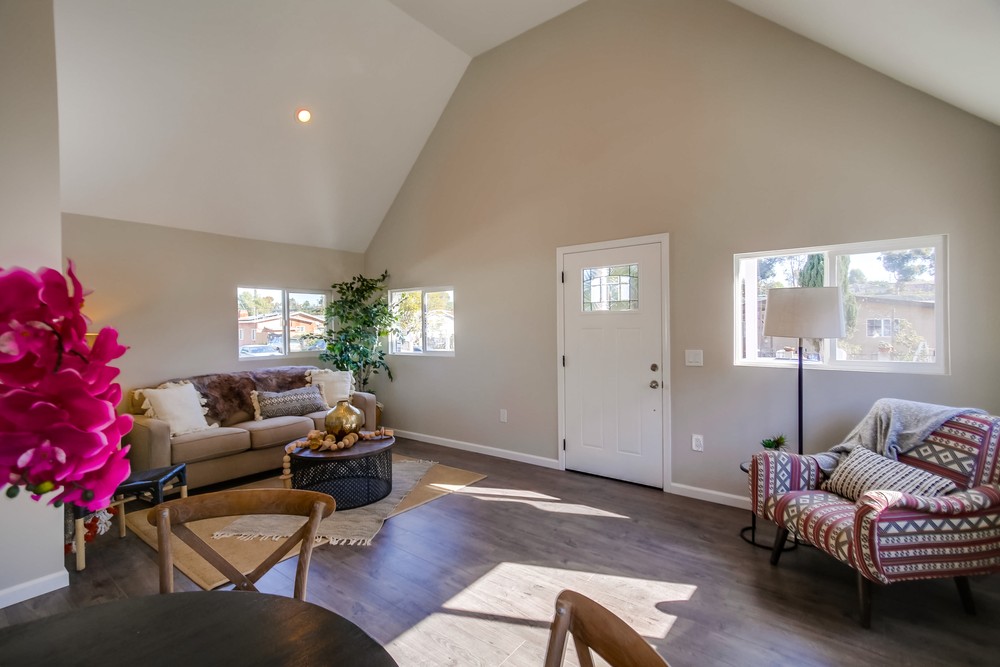 Virtual tour photo 19 of 47 for 204 S Gregory St