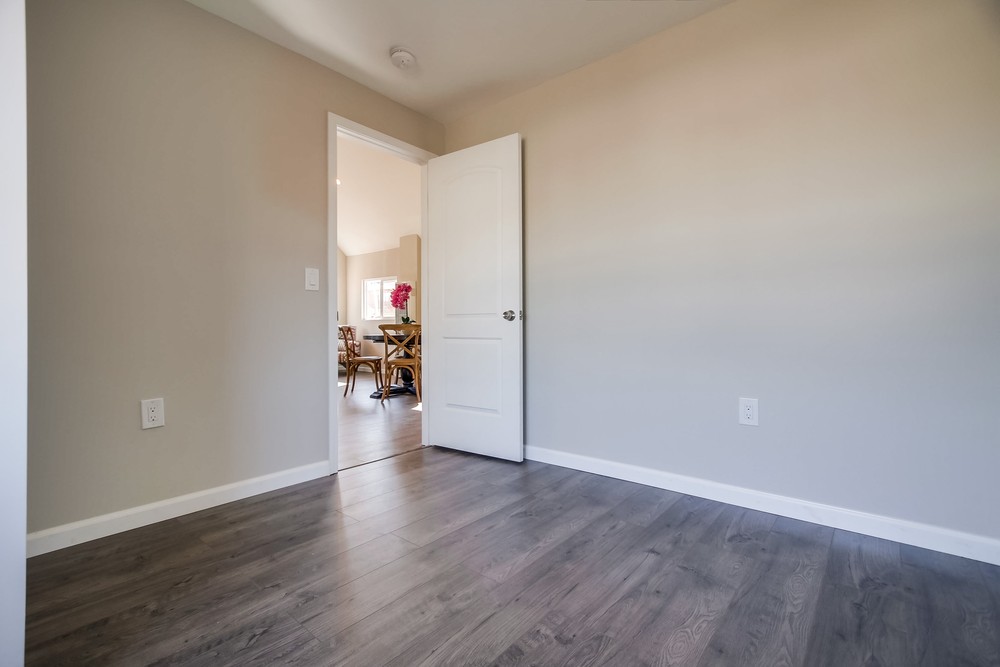 Virtual tour photo 32 of 47 for 204 S Gregory St