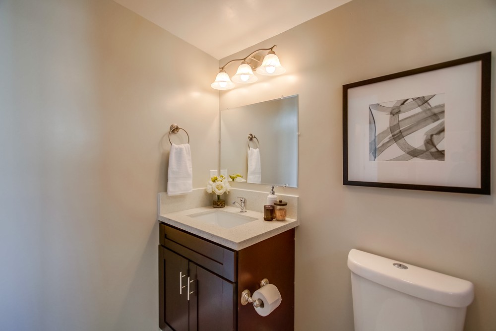 Virtual tour photo 43 of 47 for 204 S Gregory St