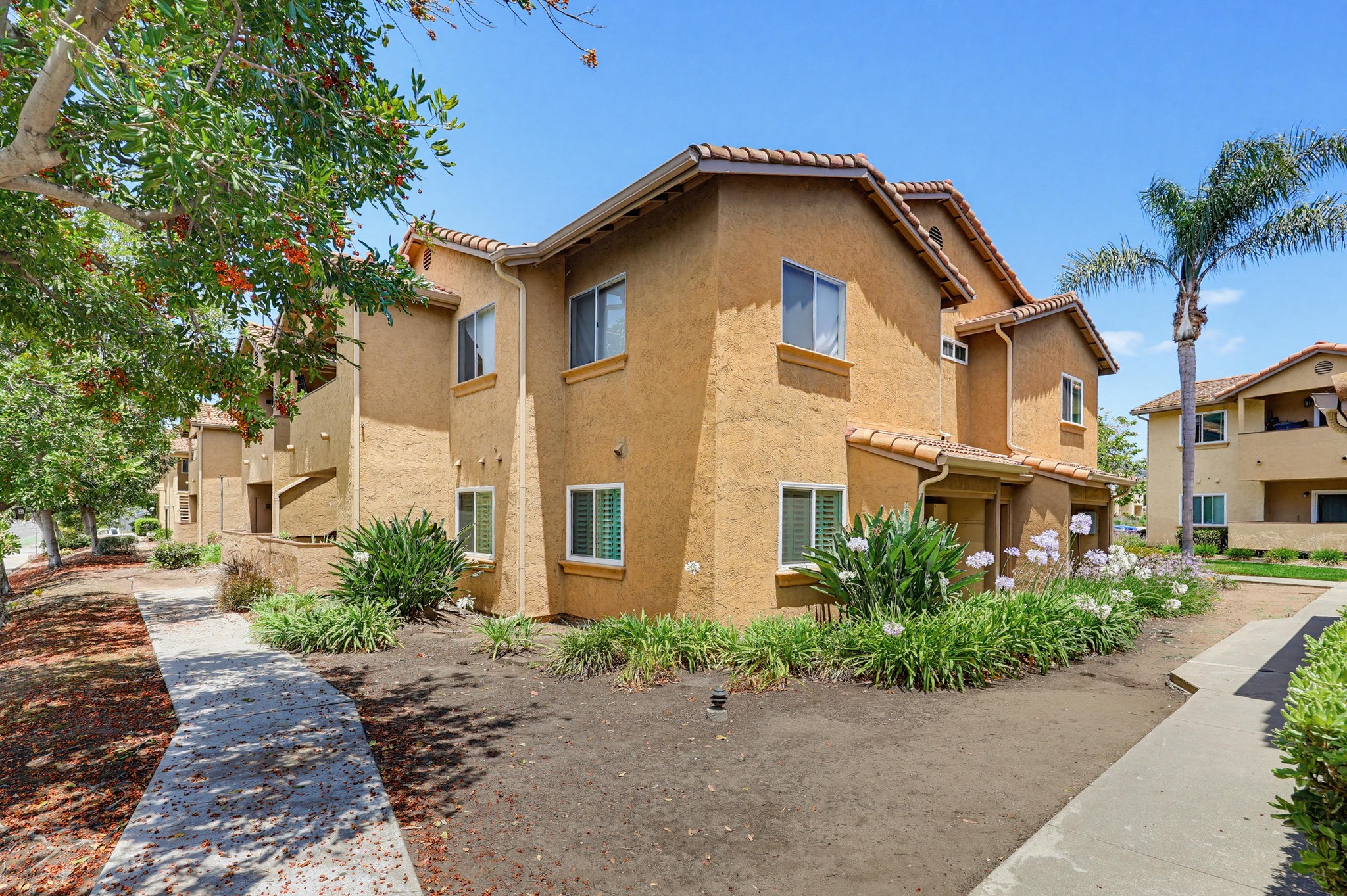 Virtual tour photo 1 of 50 for 204 Woodland Pkwy