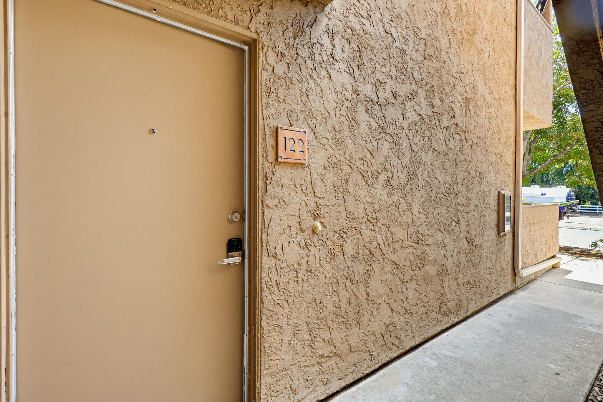 Virtual tour photo 7 of 50 for 204 Woodland Pkwy