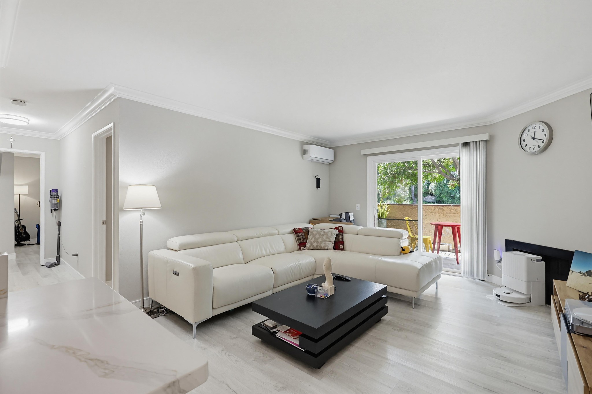 Virtual tour photo 9 of 50 for 204 Woodland Pkwy
