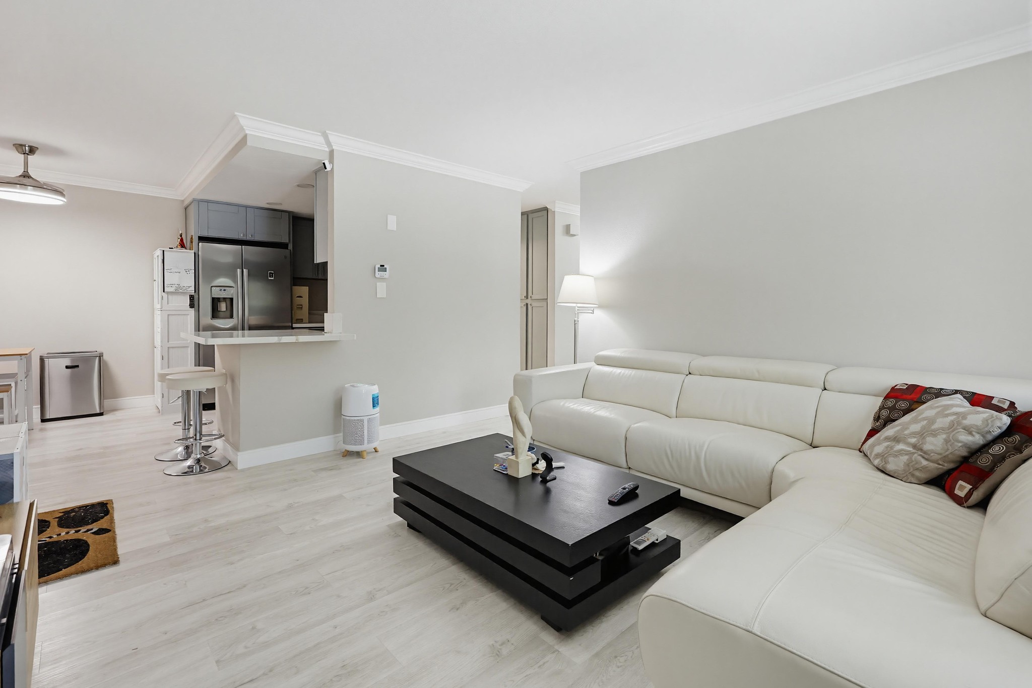 Virtual tour photo 13 of 50 for 204 Woodland Pkwy