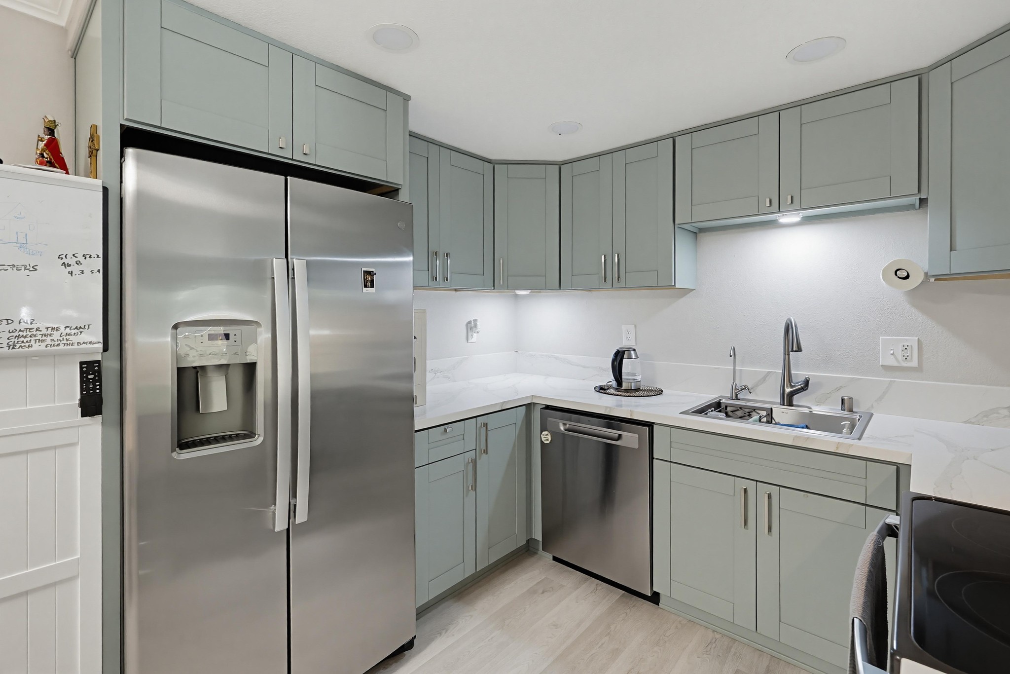 Virtual tour photo 17 of 50 for 204 Woodland Pkwy