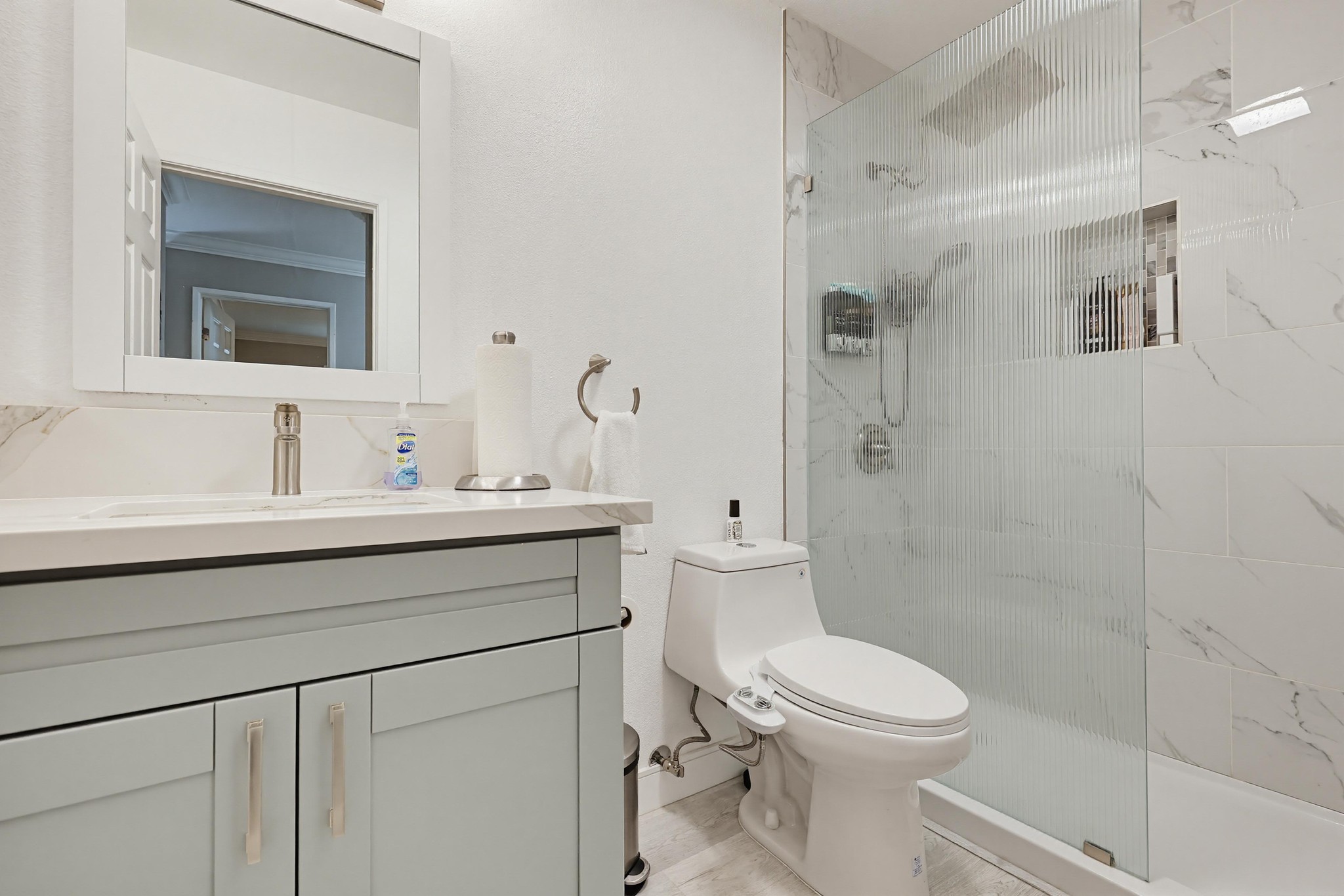 Virtual tour photo 26 of 50 for 204 Woodland Pkwy