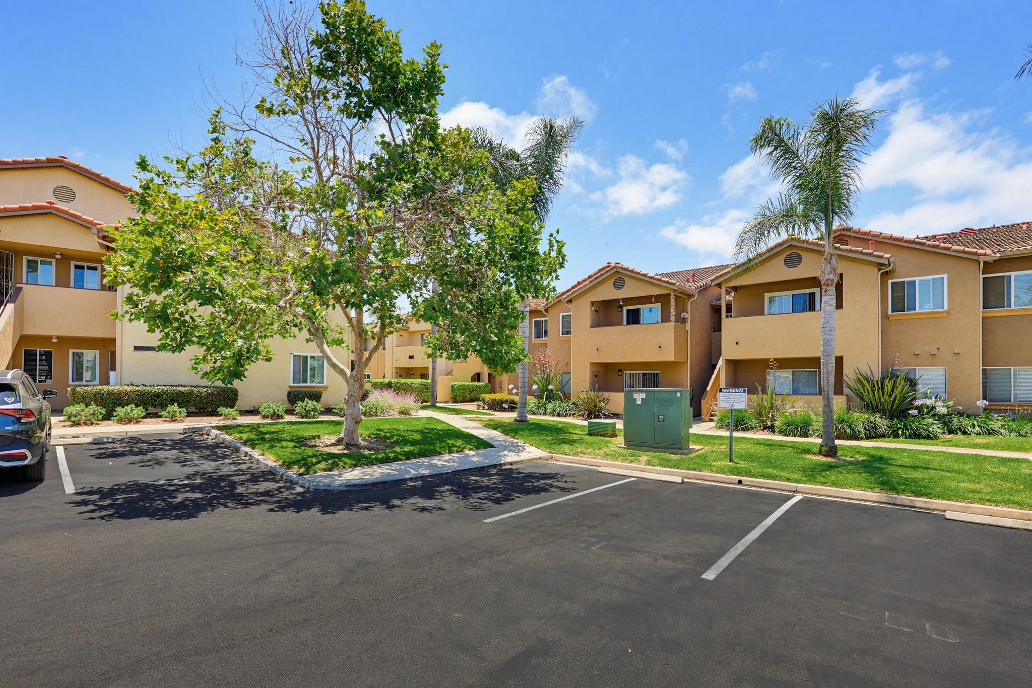 Virtual tour photo 44 of 50 for 204 Woodland Pkwy