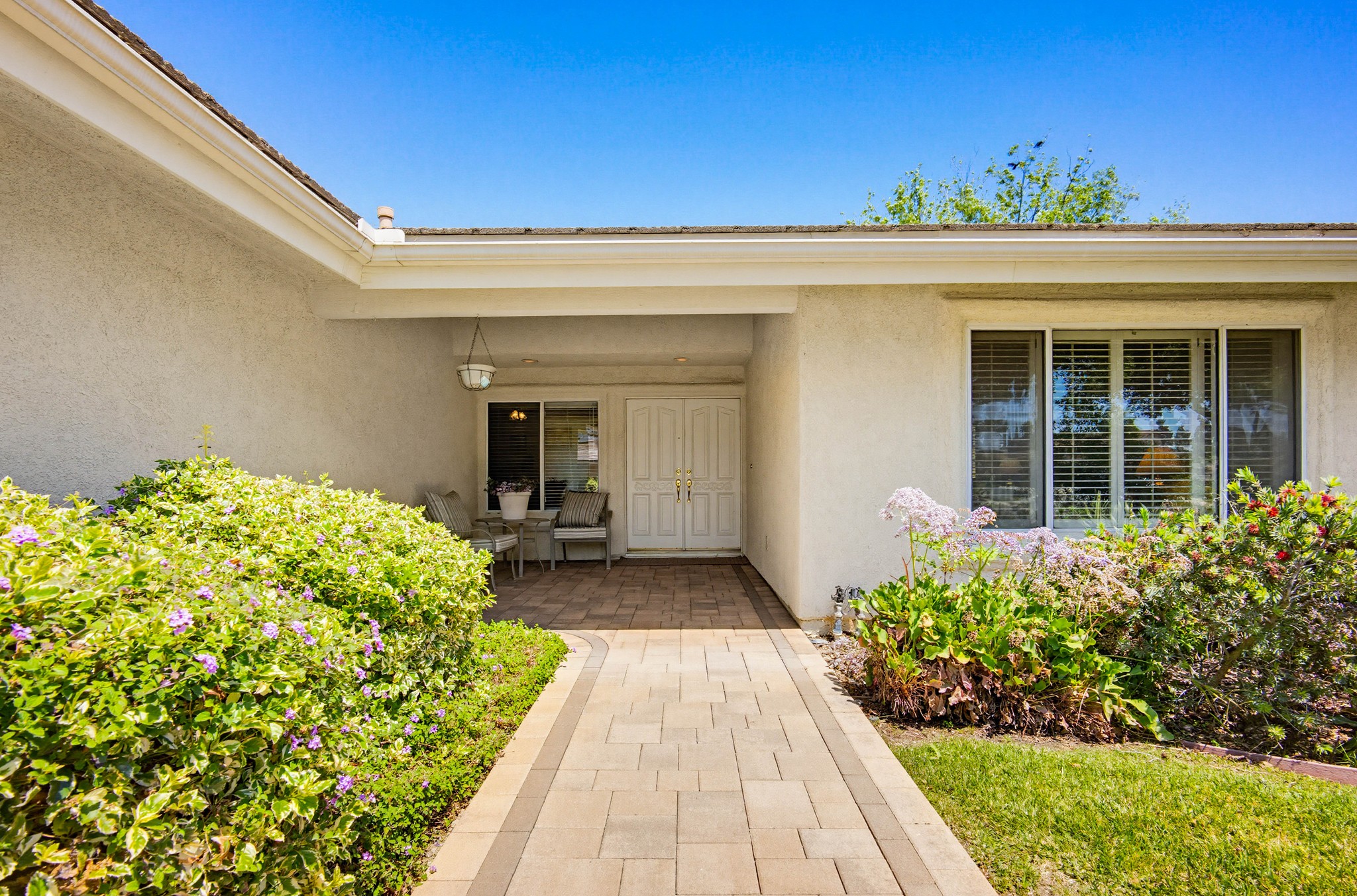 Virtual tour photo 5 of 53 for 2040 N Albright Ave