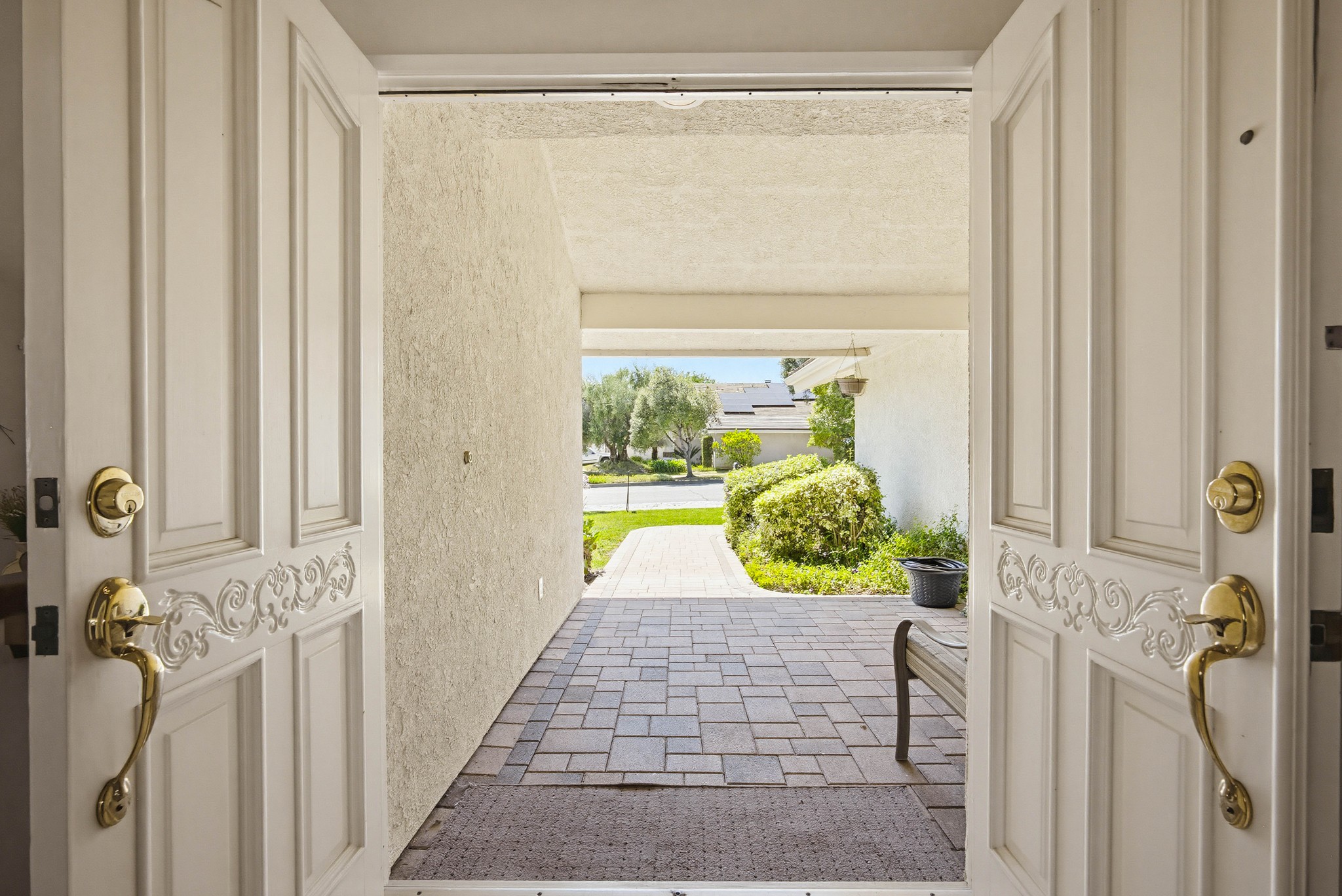 Virtual tour photo 8 of 53 for 2040 N Albright Ave