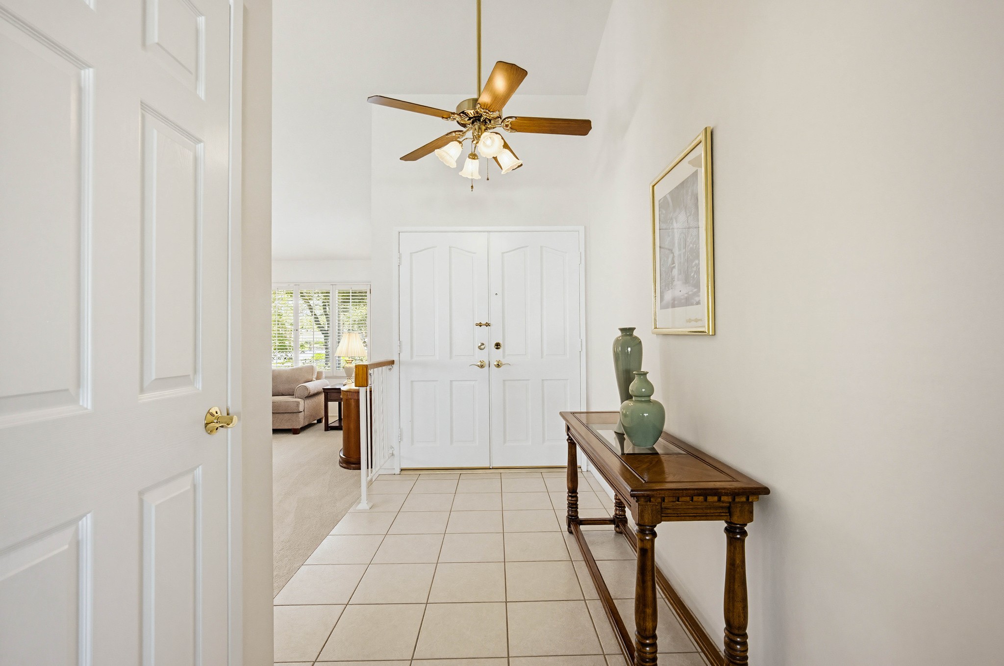 Virtual tour photo 9 of 53 for 2040 N Albright Ave