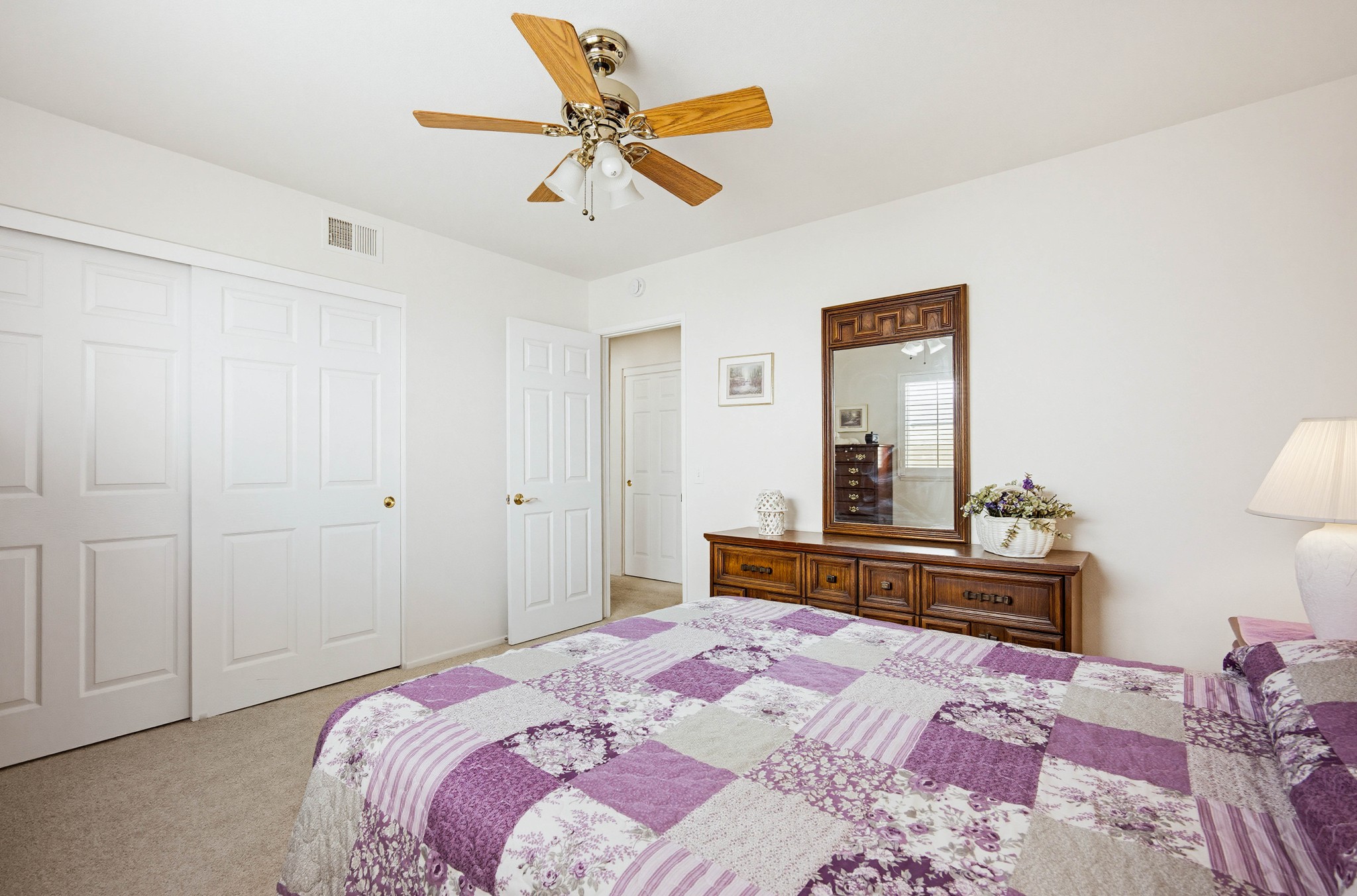 Virtual tour photo 39 of 53 for 2040 N Albright Ave