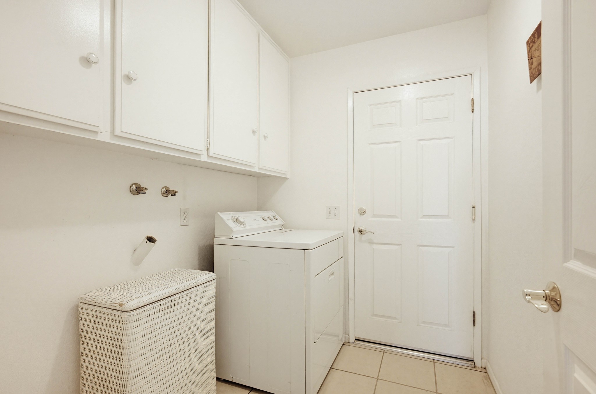 Virtual tour photo 41 of 53 for 2040 N Albright Ave