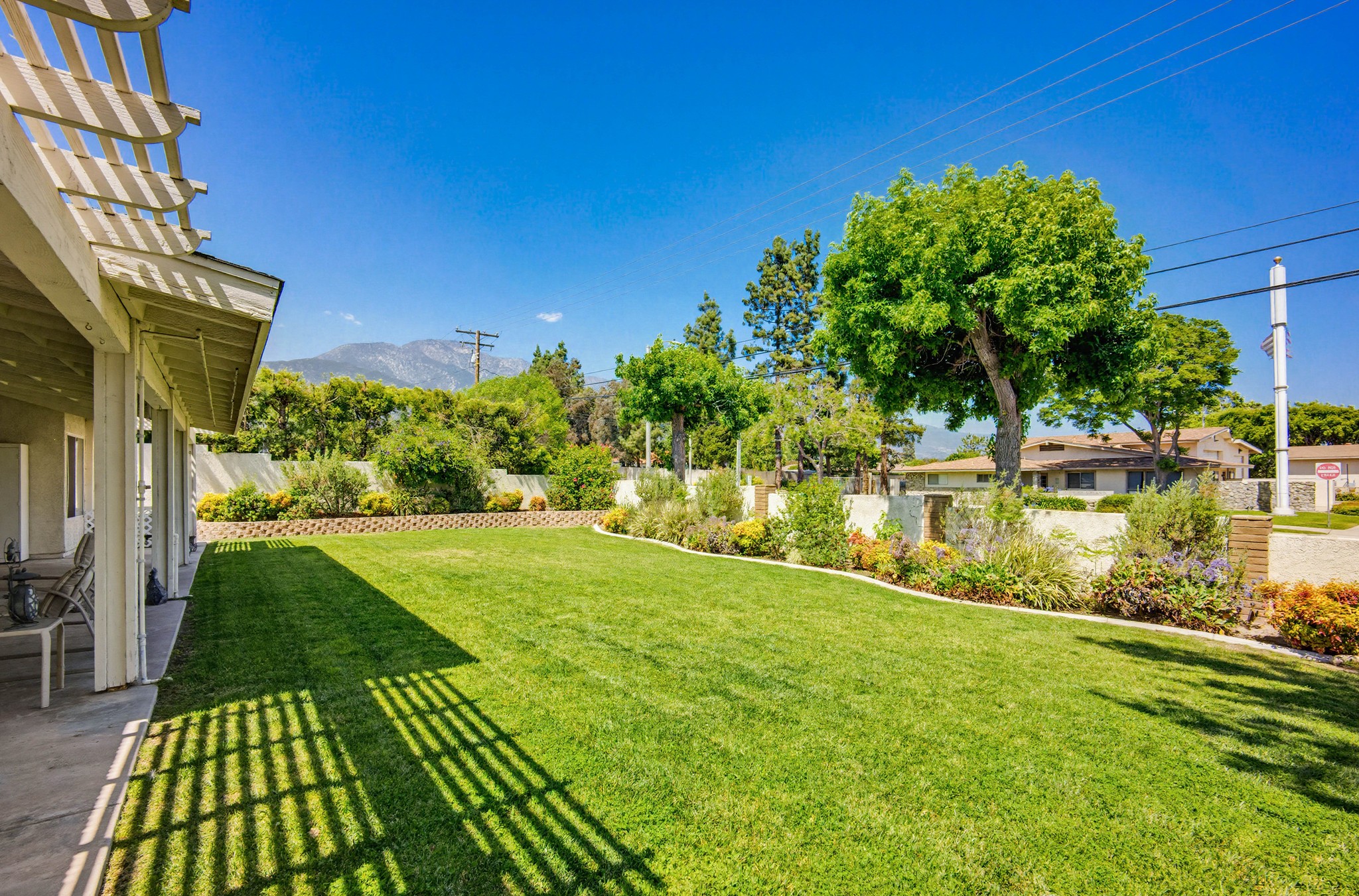 Virtual tour photo 52 of 53 for 2040 N Albright Ave