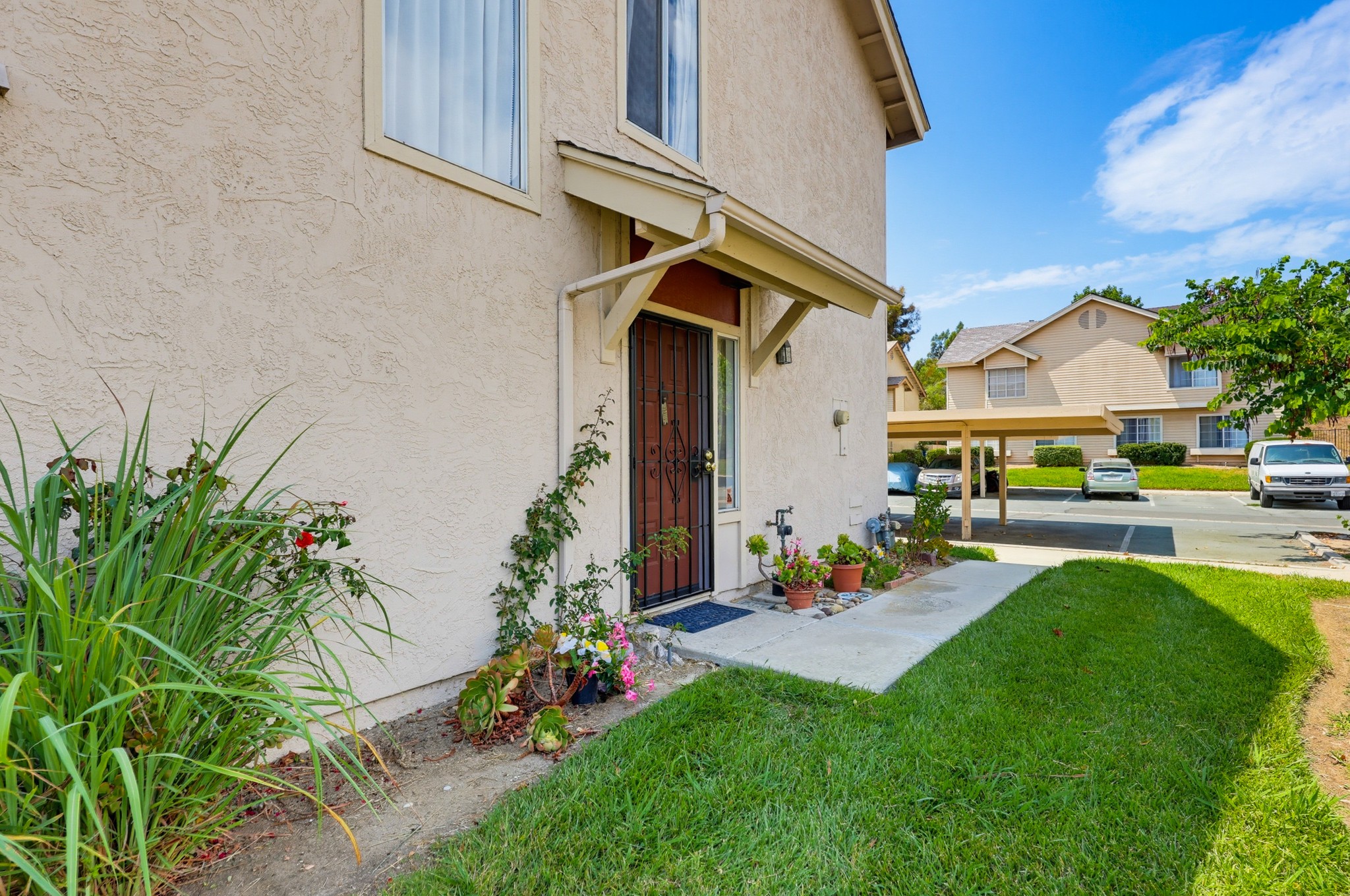 Virtual tour photo 7 of 73 for 2041 Manzana Way