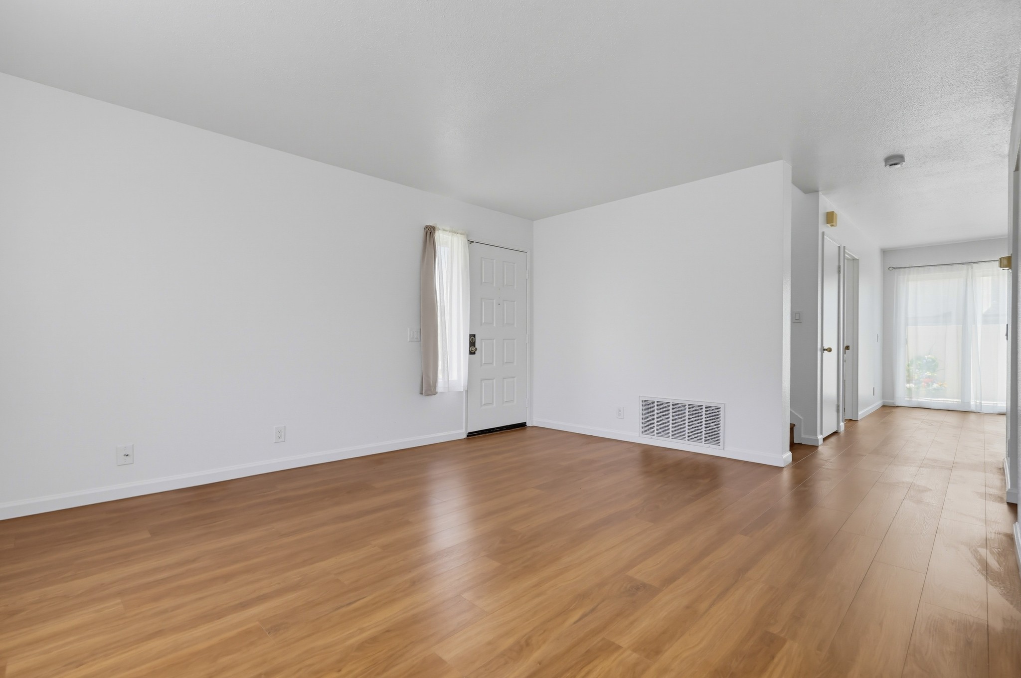 Virtual tour photo 12 of 73 for 2041 Manzana Way