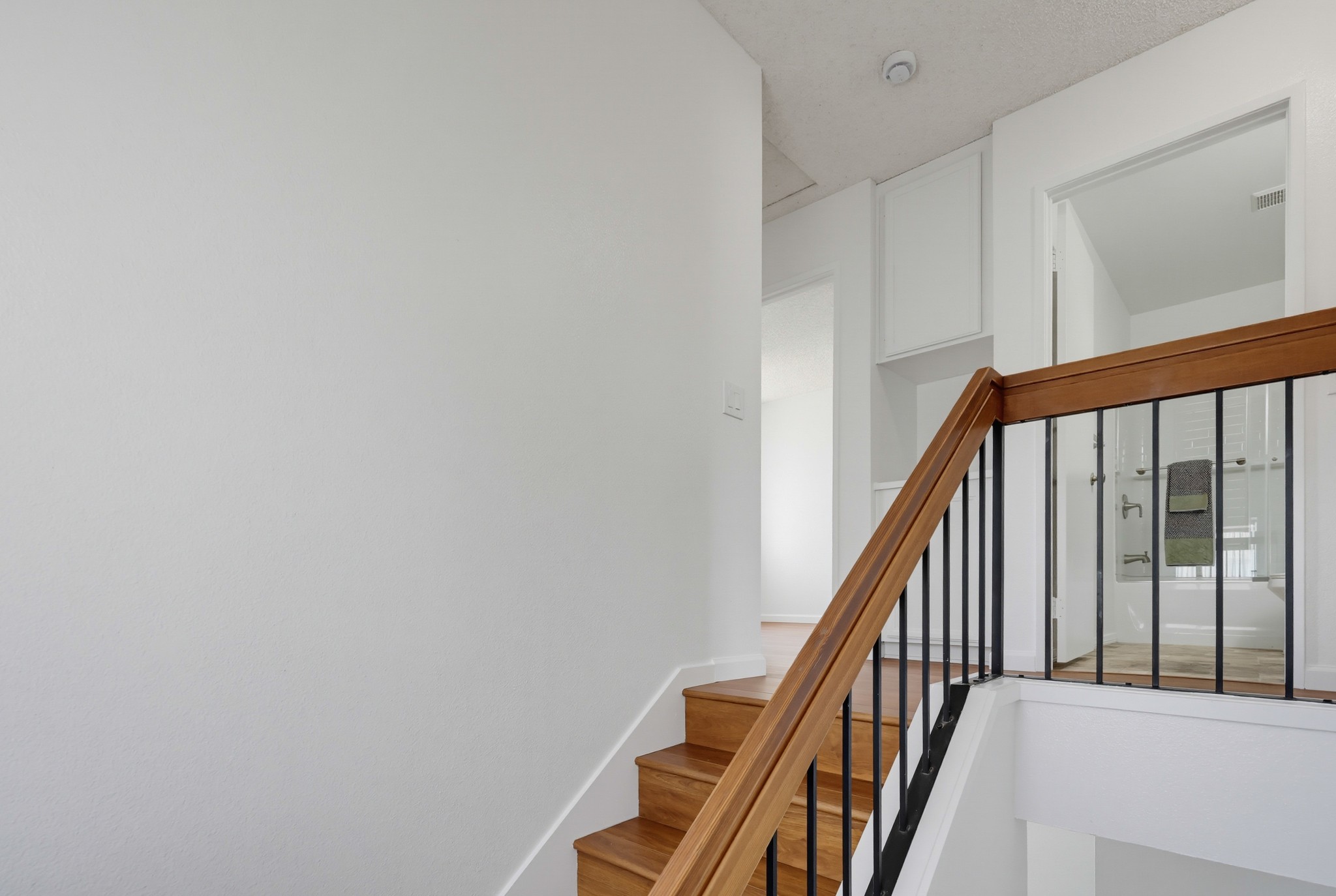 Virtual tour photo 33 of 73 for 2041 Manzana Way