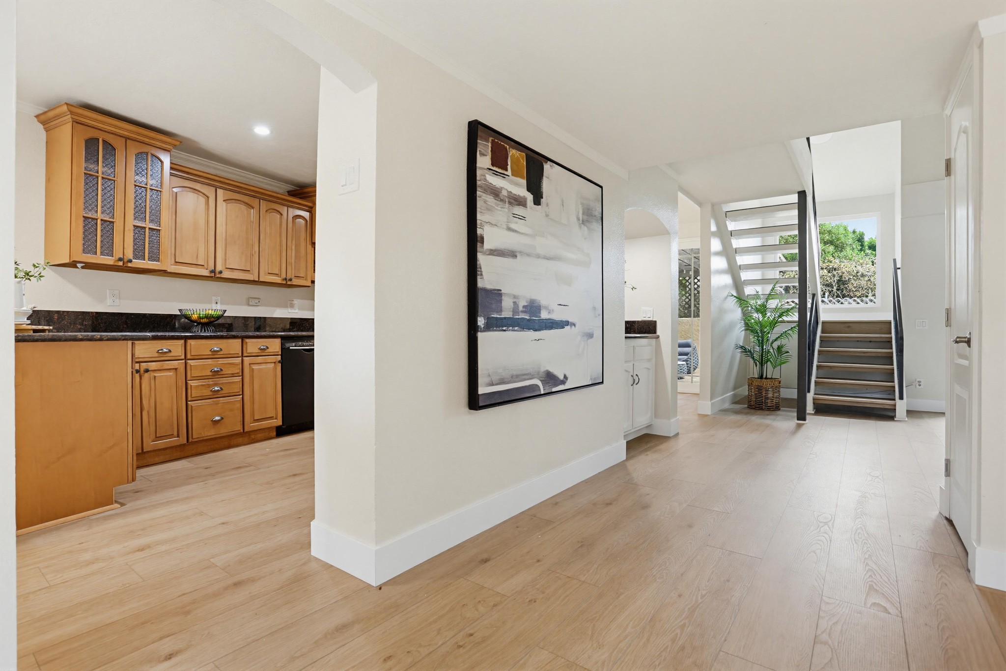 Virtual tour photo 9 of 52 for 2043 Avenue of the Trees