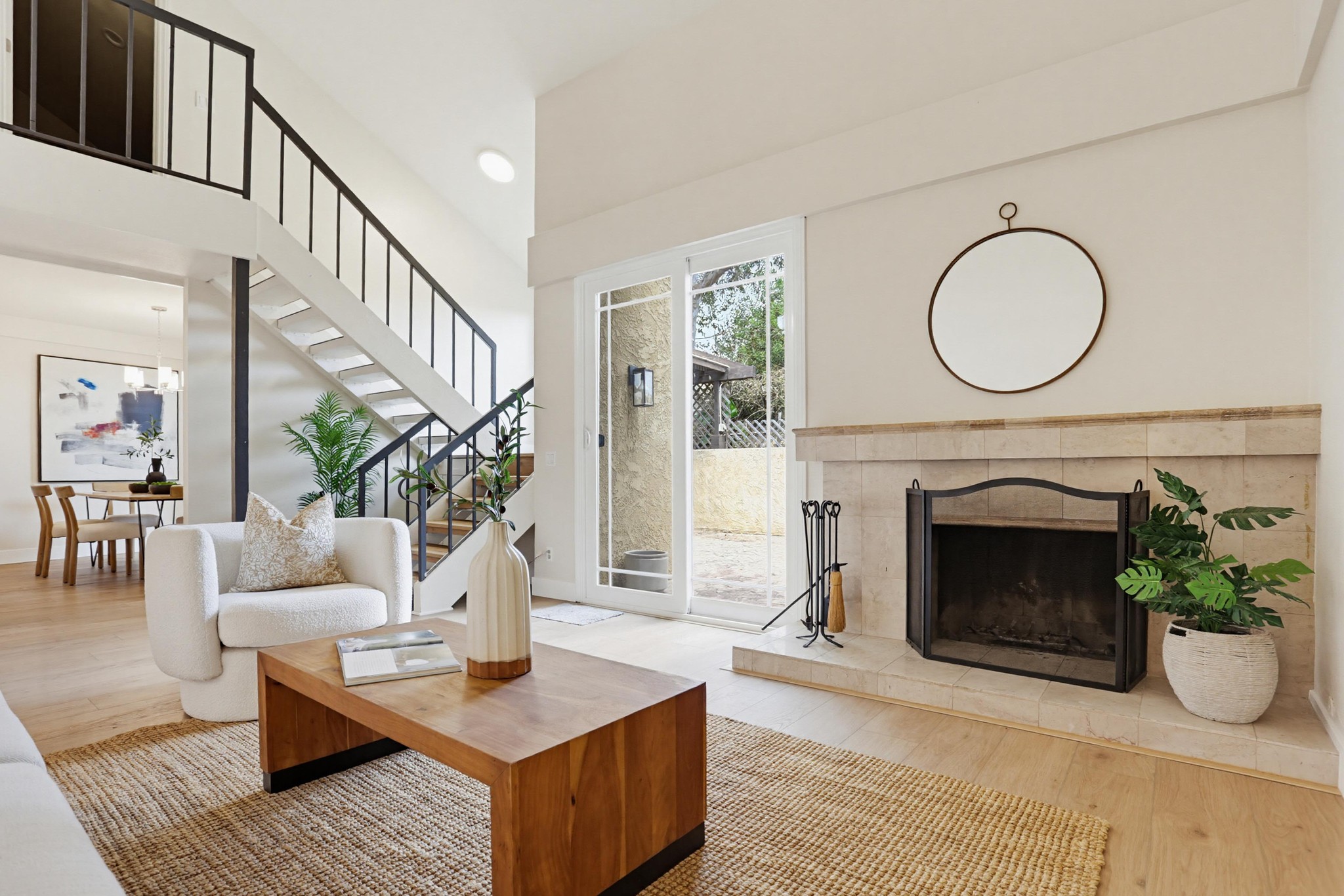 Virtual tour photo 12 of 52 for 2043 Avenue of the Trees