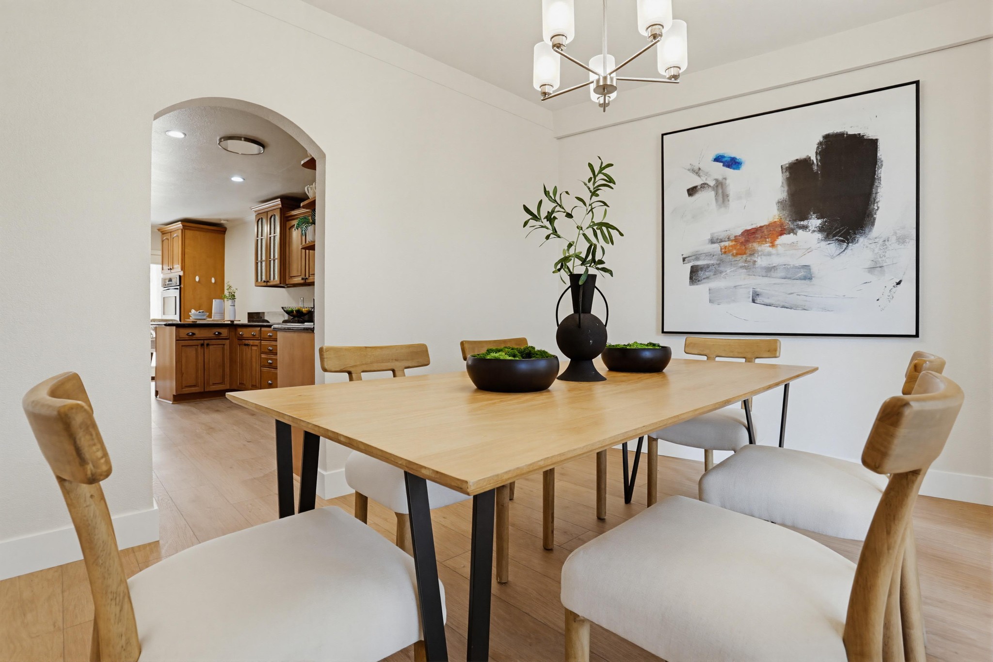 Virtual tour photo 15 of 52 for 2043 Avenue of the Trees