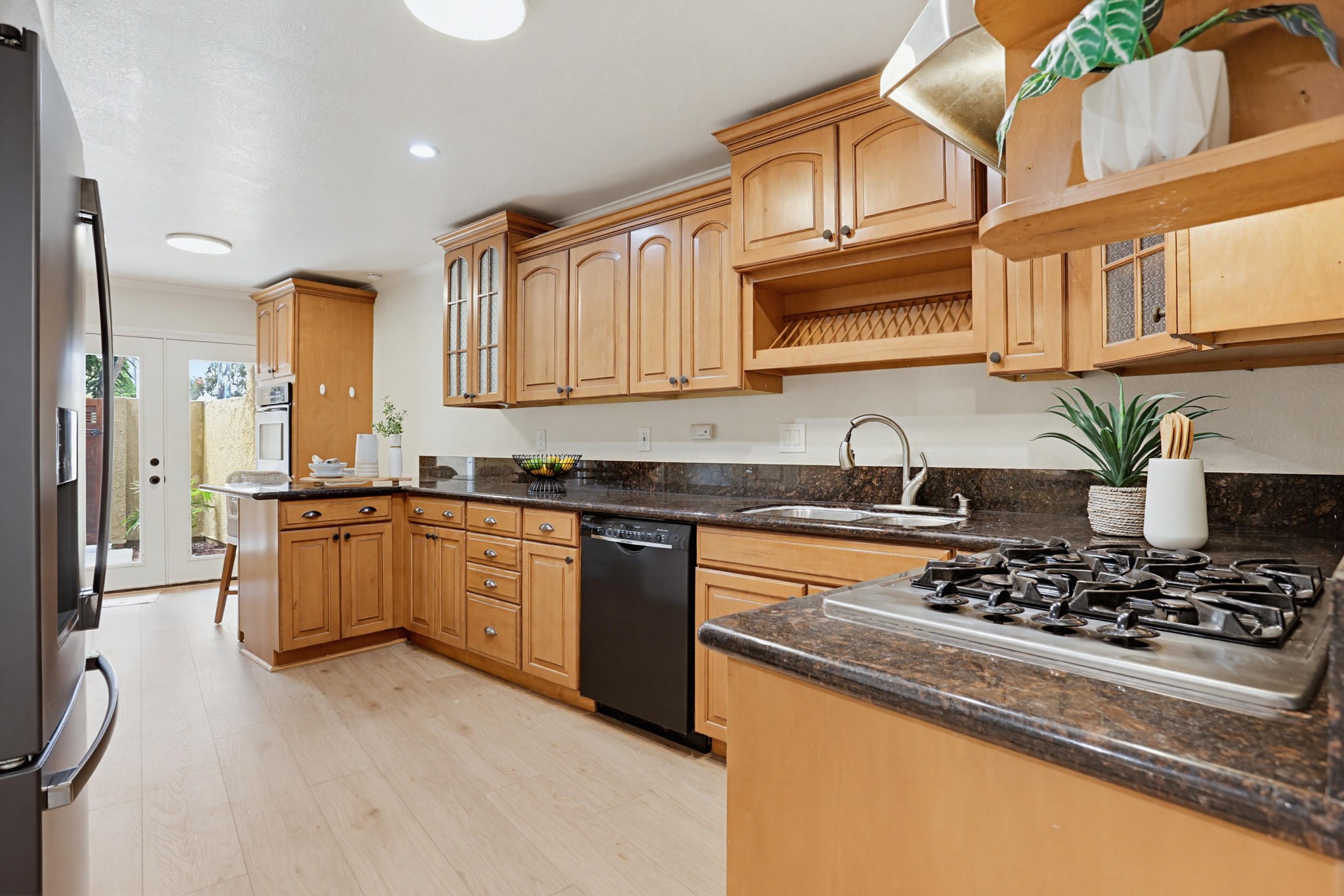 Virtual tour photo 17 of 52 for 2043 Avenue of the Trees