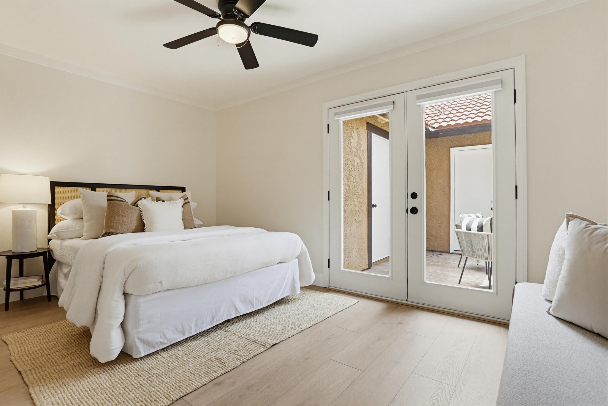 Virtual tour photo 24 of 52 for 2043 Avenue of the Trees