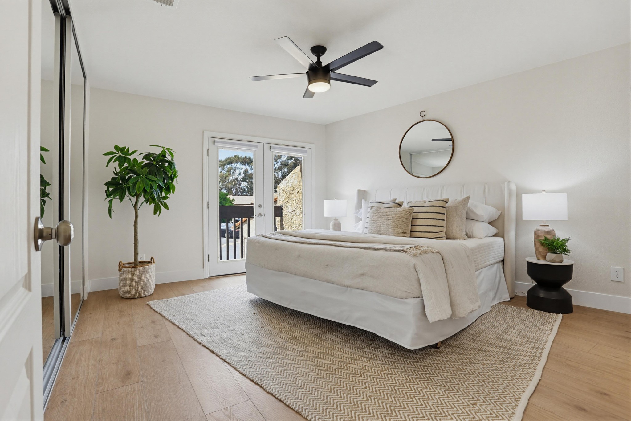 Virtual tour photo 31 of 52 for 2043 Avenue of the Trees