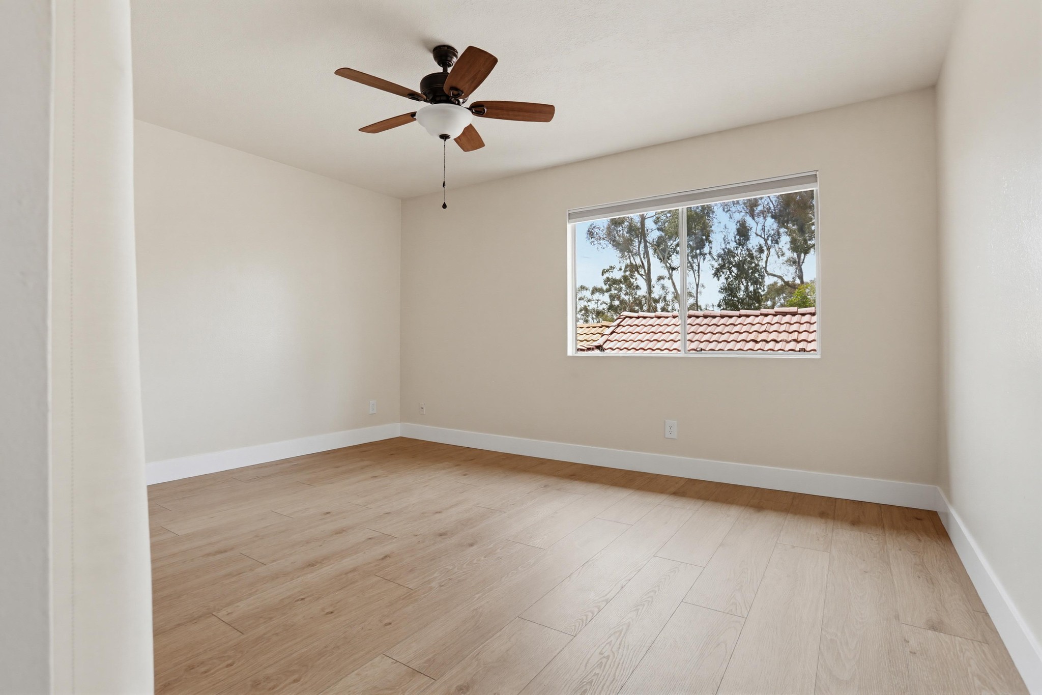 Virtual tour photo 42 of 52 for 2043 Avenue of the Trees