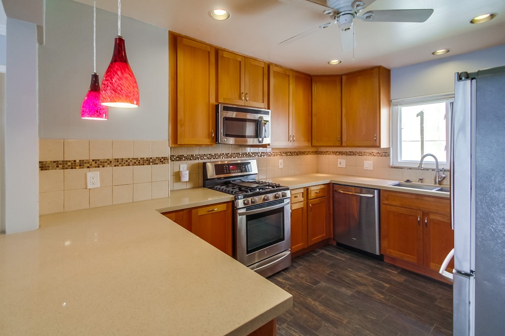 Virtual tour photo 16 of 27 for 2043 Oliver Ave