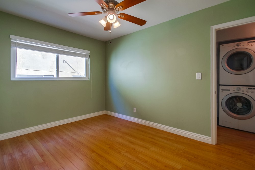 Virtual tour photo 24 of 27 for 2043 Oliver Ave