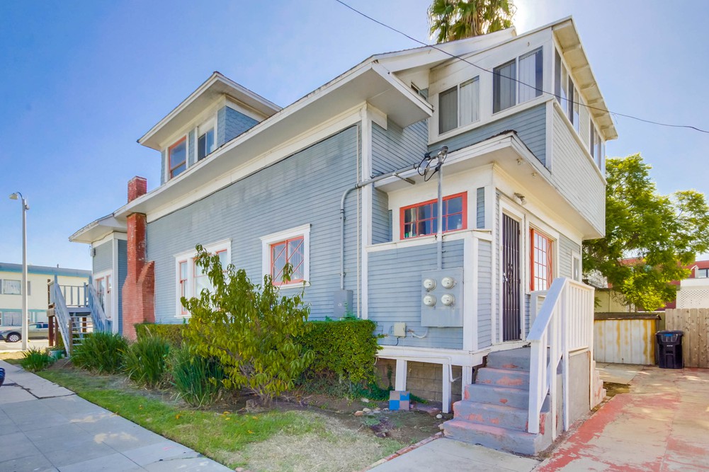 Virtual tour photo 20 of 22 for 2046 30th St