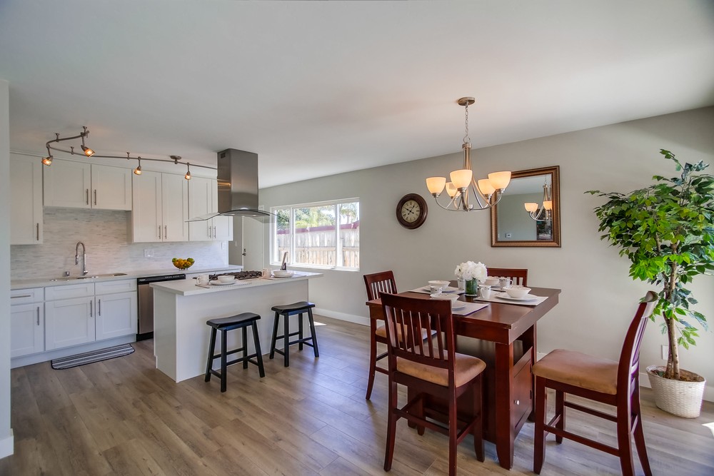 Virtual tour photo 19 of 49 for 2046 Whinchat St