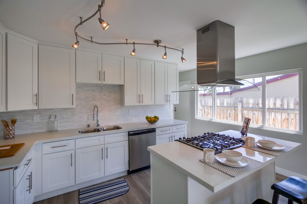 Virtual tour photo 25 of 49 for 2046 Whinchat St
