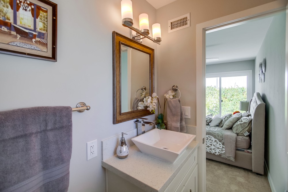 Virtual tour photo 34 of 49 for 2046 Whinchat St