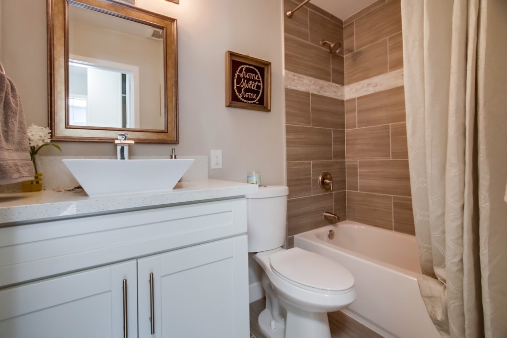 Virtual tour photo 41 of 49 for 2046 Whinchat St