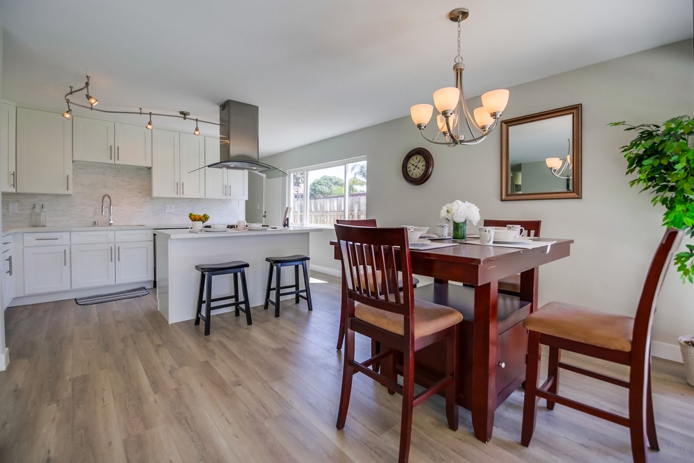 Virtual tour photo 14 of 49 for 2046 Whinchat St