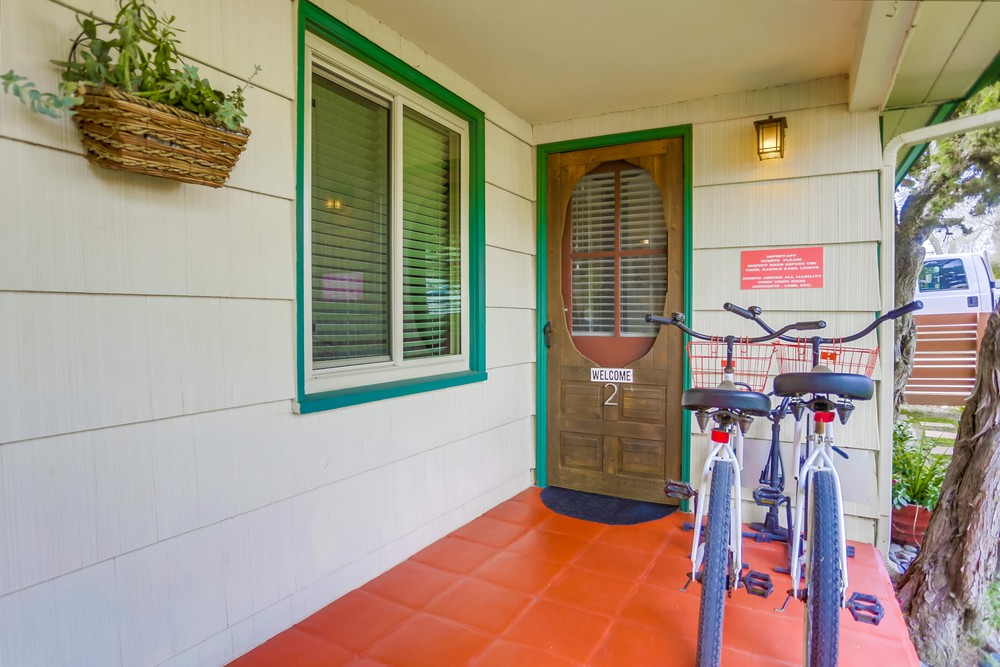 Virtual tour photo 6 of 26 for 2047 Beryl St