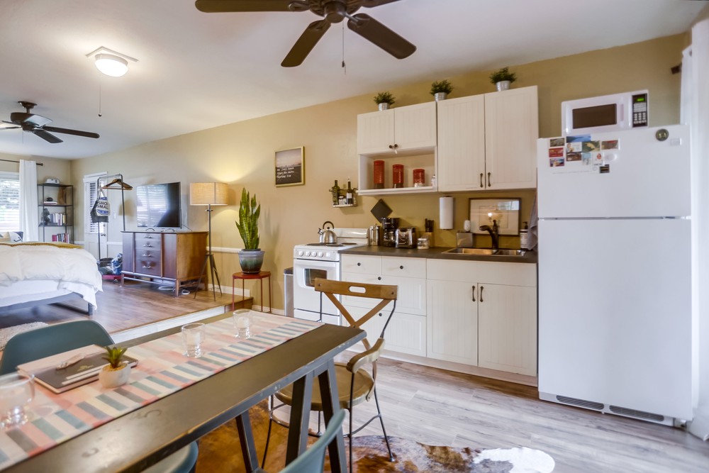 Virtual tour photo 20 of 26 for 2047 Beryl St