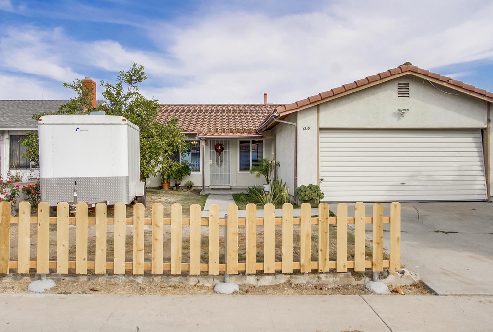Virtual tour photo 7 of 53 for 205 Treewood St