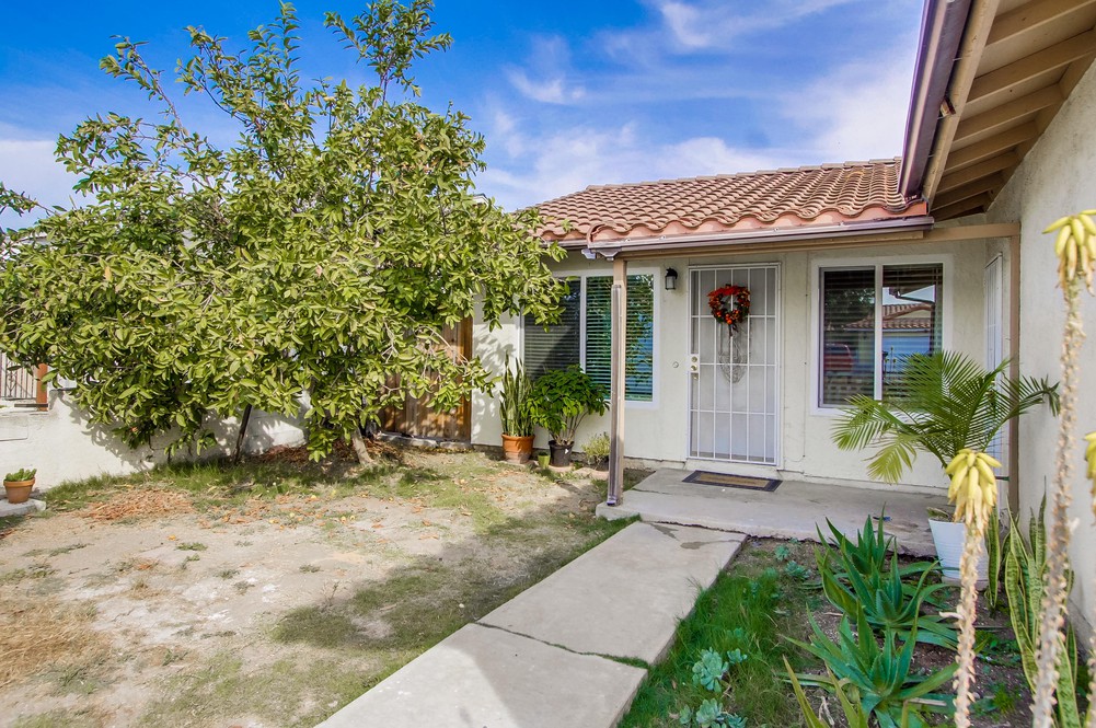 Virtual tour photo 11 of 53 for 205 Treewood St