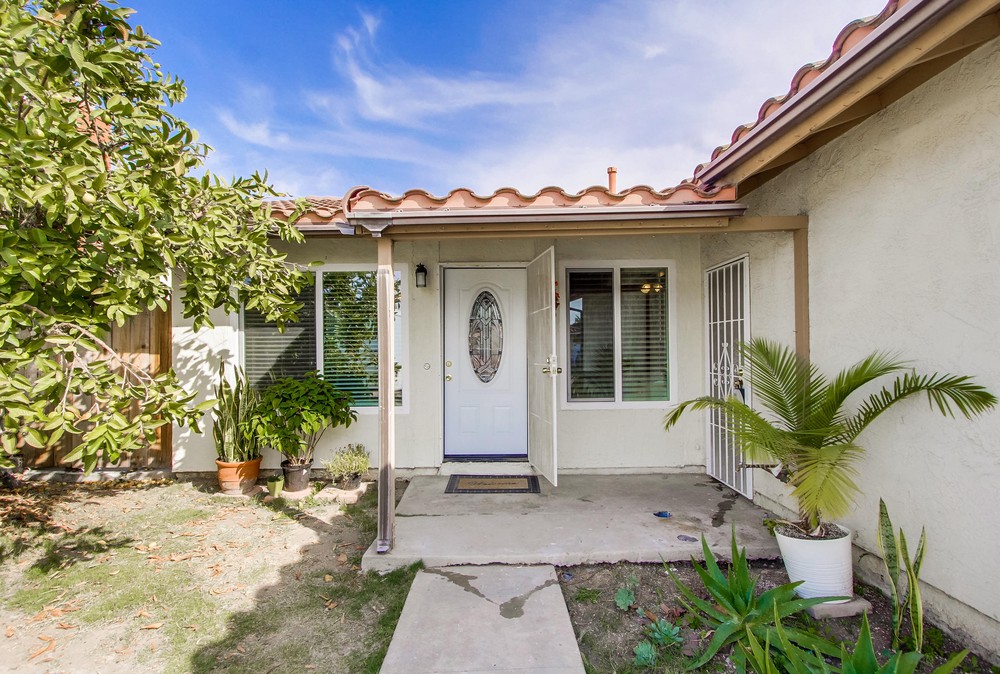 Virtual tour photo 12 of 53 for 205 Treewood St